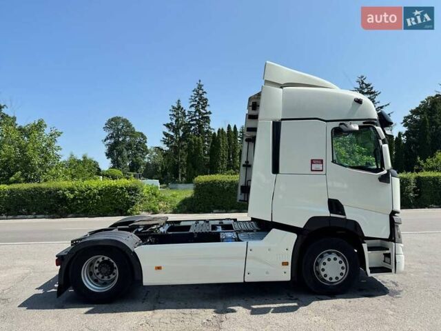 Белый Рено Range T, объемом двигателя 10.8 л и пробегом 900 тыс. км за 23999 $, фото 7 на Automoto.ua