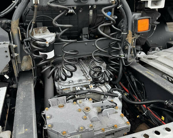 Белый Рено Range T, объемом двигателя 11 л и пробегом 800 тыс. км за 17999 $, фото 14 на Automoto.ua