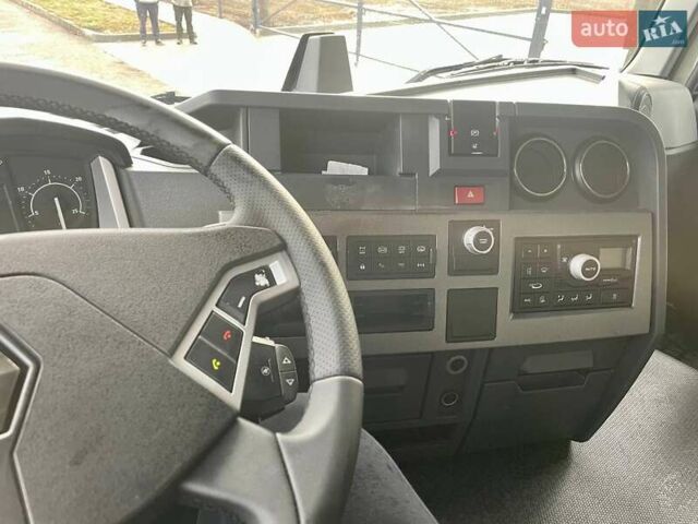 Белый Рено Range T, объемом двигателя 10.8 л и пробегом 822 тыс. км за 24700 $, фото 19 на Automoto.ua