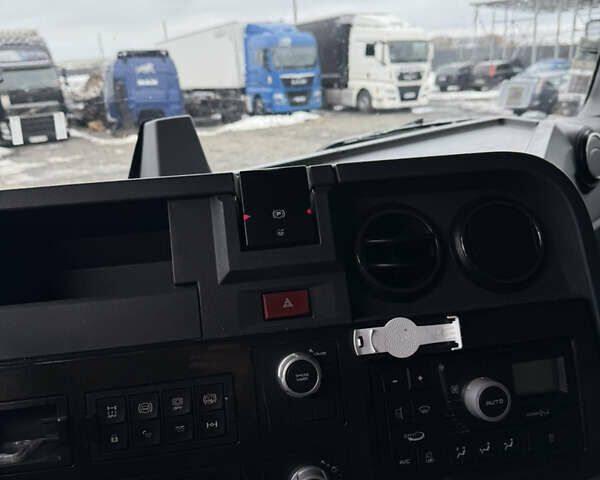 Белый Рено Range T, объемом двигателя 10.84 л и пробегом 719 тыс. км за 21300 $, фото 15 на Automoto.ua