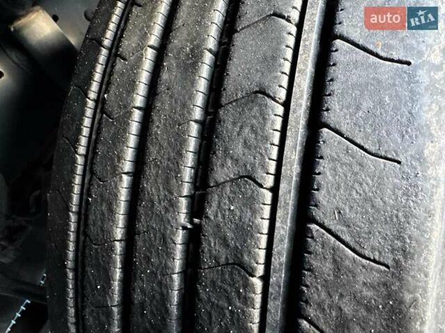 Белый Рено Range T, объемом двигателя 10.8 л и пробегом 740 тыс. км за 28000 $, фото 1 на Automoto.ua