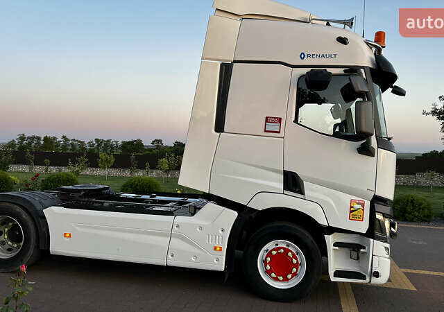 Белый Рено Range T, объемом двигателя 10.8 л и пробегом 777 тыс. км за 29800 $, фото 1 на Automoto.ua