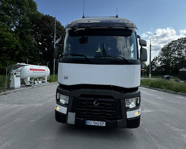 Білий Рено Range T, об'ємом двигуна 12.8 л та пробігом 797 тис. км за 23999 $, фото 2 на Automoto.ua