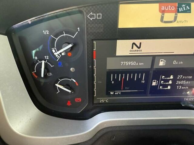 Рено Range T 2016 в Луцке на Automoto.ua Белый Рено Range T, объемом двигателя 12.78 л и пробегом 776 тыс. км за 30000 $, фото 11 на Automoto.ua