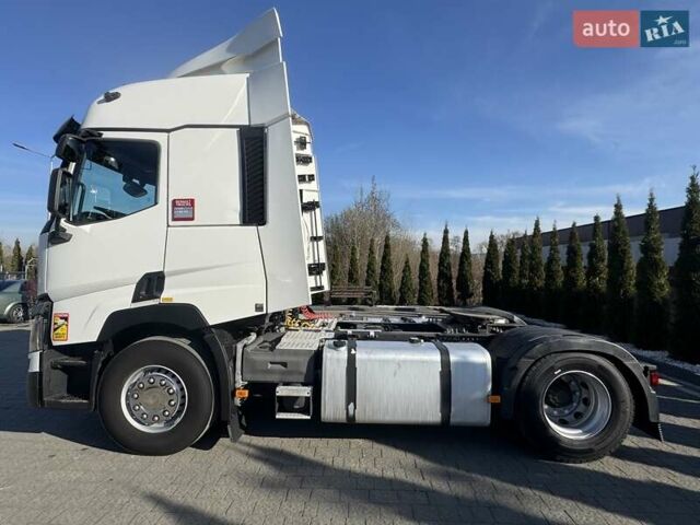 Белый Рено Range T, объемом двигателя 12.9 л и пробегом 910 тыс. км за 25000 $, фото 5 на Automoto.ua