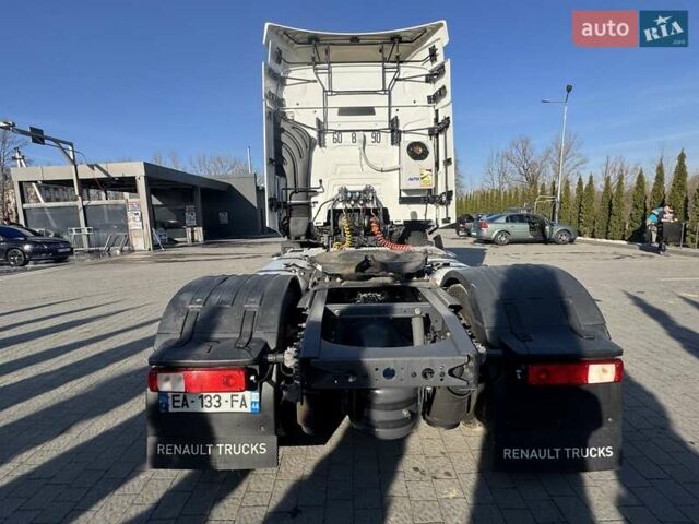 Белый Рено Range T, объемом двигателя 12.9 л и пробегом 910 тыс. км за 25000 $, фото 29 на Automoto.ua