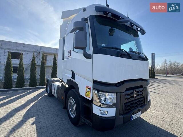 Белый Рено Range T, объемом двигателя 12.9 л и пробегом 910 тыс. км за 25000 $, фото 3 на Automoto.ua