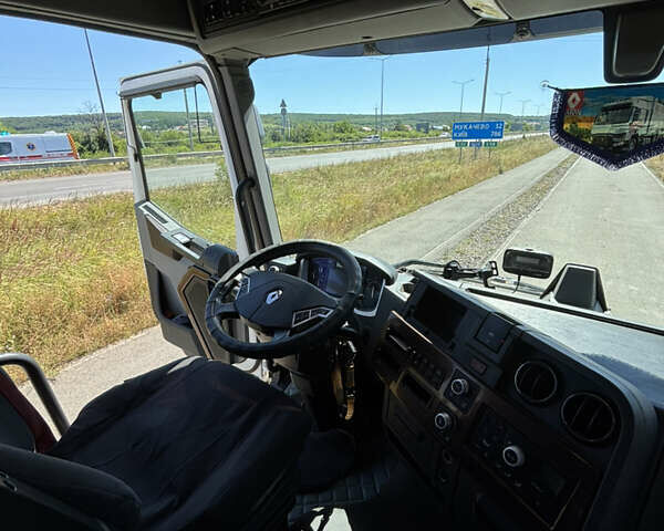 Белый Рено Range T, объемом двигателя 10.8 л и пробегом 900 тыс. км за 20000 $, фото 13 на Automoto.ua