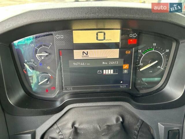 Белый Рено Range T, объемом двигателя 12.9 л и пробегом 965 тыс. км за 24500 $, фото 12 на Automoto.ua