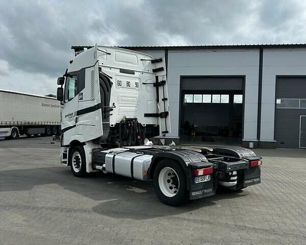 Белый Рено Range T, объемом двигателя 12.9 л и пробегом 965 тыс. км за 24500 $, фото 6 на Automoto.ua