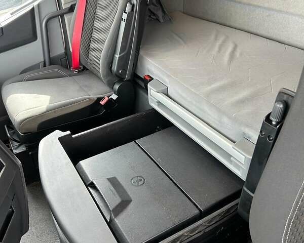 Білий Рено Range T, об'ємом двигуна 12.9 л та пробігом 965 тис. км за 25700 $, фото 18 на Automoto.ua