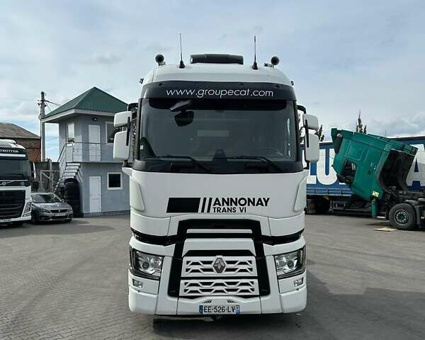 Белый Рено Range T, объемом двигателя 12.9 л и пробегом 965 тыс. км за 24500 $, фото 2 на Automoto.ua