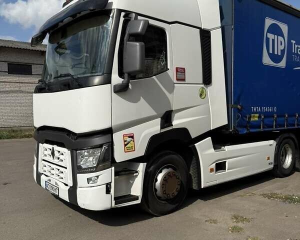 Рено Range T 2016 в Луцке на Automoto.ua Белый Рено Range T, объемом двигателя 12.78 л и пробегом 776 тыс. км за 30000 $, фото 1 на Automoto.ua