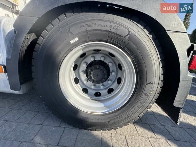 Белый Рено Range T, объемом двигателя 12.9 л и пробегом 910 тыс. км за 25000 $, фото 14 на Automoto.ua