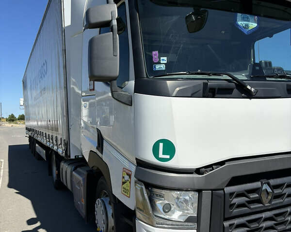 Белый Рено Range T, объемом двигателя 10.8 л и пробегом 900 тыс. км за 20000 $, фото 4 на Automoto.ua