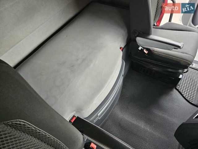 Белый Рено Range T, объемом двигателя 13 л и пробегом 870 тыс. км за 31500 $, фото 42 на Automoto.ua