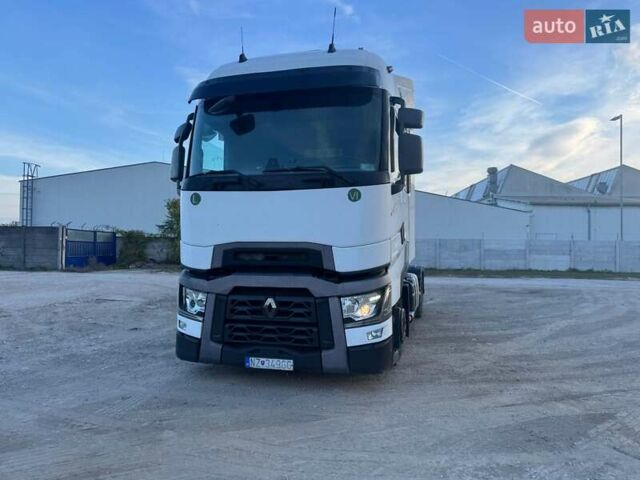 Белый Рено Range T, объемом двигателя 0 л и пробегом 760 тыс. км за 25575 $, фото 1 на Automoto.ua