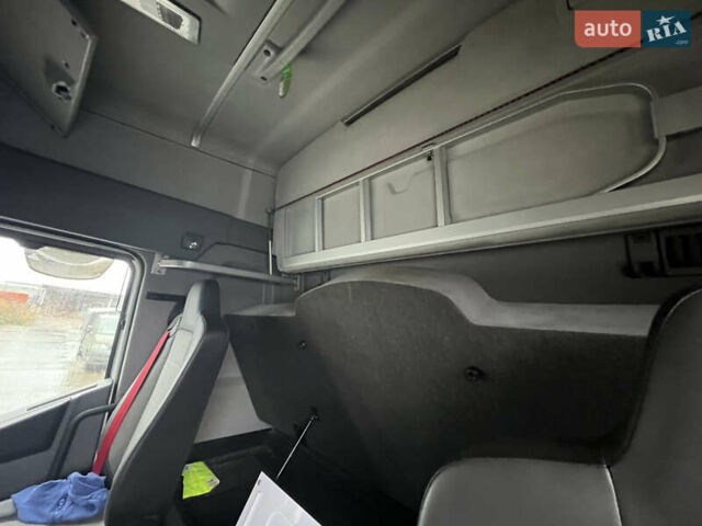 Білий Рено Range T, об'ємом двигуна 12.8 л та пробігом 470 тис. км за 43500 $, фото 6 на Automoto.ua
