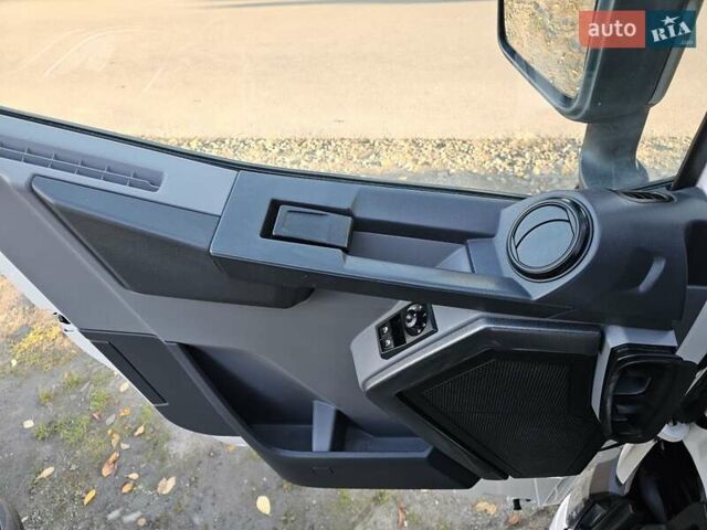 Белый Рено Range T, объемом двигателя 13 л и пробегом 899 тыс. км за 32900 $, фото 66 на Automoto.ua