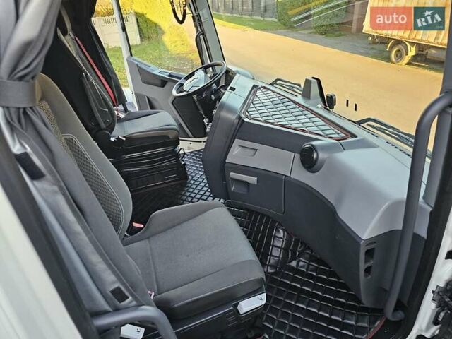 Белый Рено Range T, объемом двигателя 13 л и пробегом 899 тыс. км за 32900 $, фото 44 на Automoto.ua