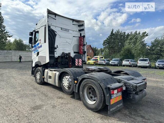 Белый Рено Range T, объемом двигателя 12.9 л и пробегом 835 тыс. км за 30000 $, фото 6 на Automoto.ua