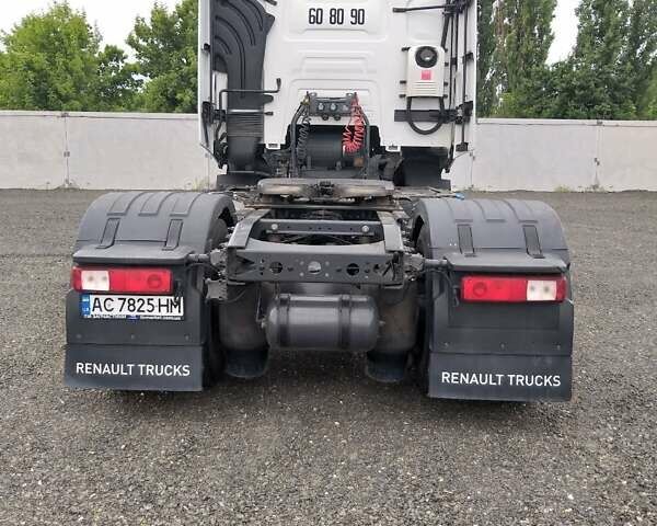 Белый Рено Range T, объемом двигателя 10.8 л и пробегом 850 тыс. км за 30500 $, фото 13 на Automoto.ua