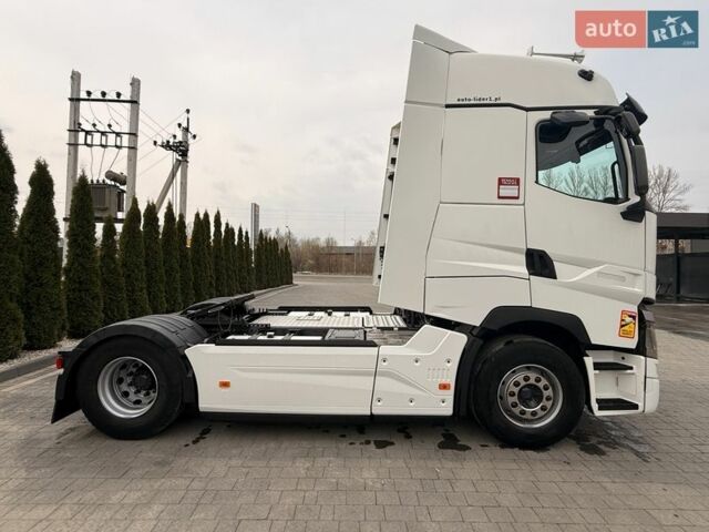 Белый Рено Range T, объемом двигателя 12.9 л и пробегом 750 тыс. км за 40900 $, фото 4 на Automoto.ua