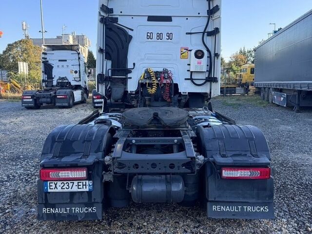 Білий Рено Range T, об'ємом двигуна 10.8 л та пробігом 790 тис. км за 28900 $, фото 4 на Automoto.ua
