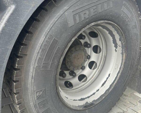 Черный Рено Range T, объемом двигателя 10.8 л и пробегом 400 тыс. км за 42000 $, фото 7 на Automoto.ua
