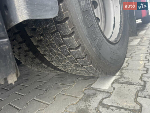 Черный Рено Range T, объемом двигателя 10.8 л и пробегом 400 тыс. км за 42000 $, фото 8 на Automoto.ua