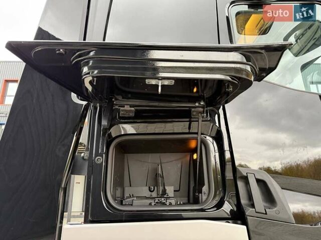 Рено Range T 2017 в Дубно на Automoto.ua Черный Рено Range T, объемом двигателя 12.9 л и пробегом 700 тыс. км за 34999 $, фото 79 на Automoto.ua