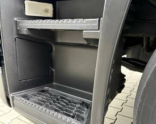 Рено Range T 2017 в Дубно на Automoto.ua Черный Рено Range T, объемом двигателя 12.9 л и пробегом 700 тыс. км за 34999 $, фото 61 на Automoto.ua