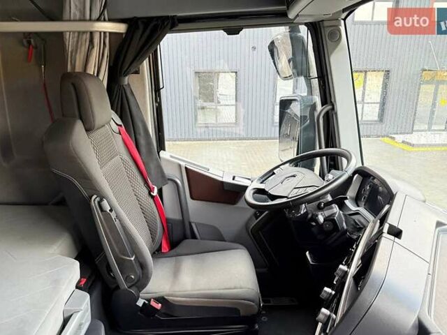 Рено Range T 2017 в Дубно на Automoto.ua Черный Рено Range T, объемом двигателя 12.9 л и пробегом 700 тыс. км за 34999 $, фото 151 на Automoto.ua