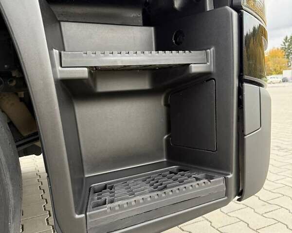 Рено Range T 2017 в Дубно на Automoto.ua Черный Рено Range T, объемом двигателя 12.9 л и пробегом 700 тыс. км за 34999 $, фото 34 на Automoto.ua