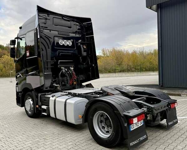 Рено Range T 2017 в Дубно на Automoto.ua Черный Рено Range T, объемом двигателя 12.9 л и пробегом 700 тыс. км за 34999 $, фото 9 на Automoto.ua