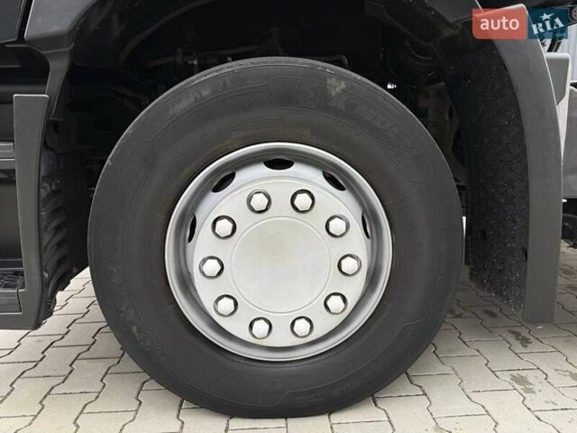 Рено Range T 2017 в Дубно на Automoto.ua Черный Рено Range T, объемом двигателя 12.9 л и пробегом 700 тыс. км за 34999 $, фото 60 на Automoto.ua