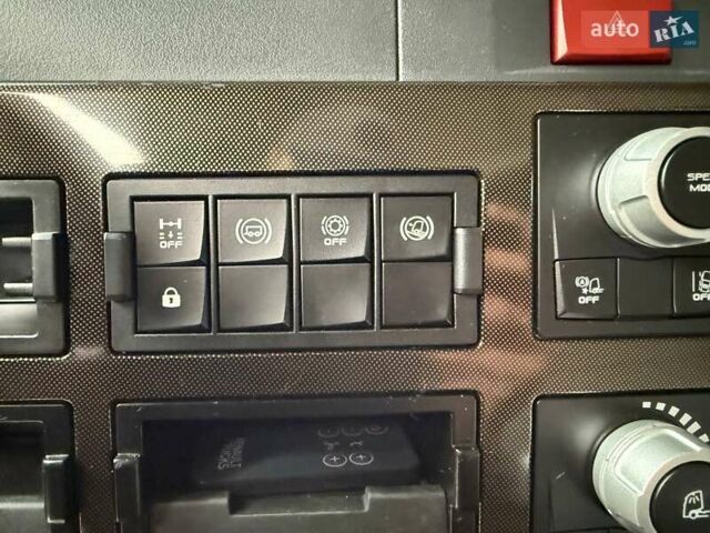 Рено Range T 2017 в Дубно на Automoto.ua Черный Рено Range T, объемом двигателя 12.9 л и пробегом 700 тыс. км за 34999 $, фото 115 на Automoto.ua