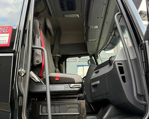 Рено Range T 2017 в Дубно на Automoto.ua Черный Рено Range T, объемом двигателя 12.9 л и пробегом 700 тыс. км за 34999 $, фото 145 на Automoto.ua