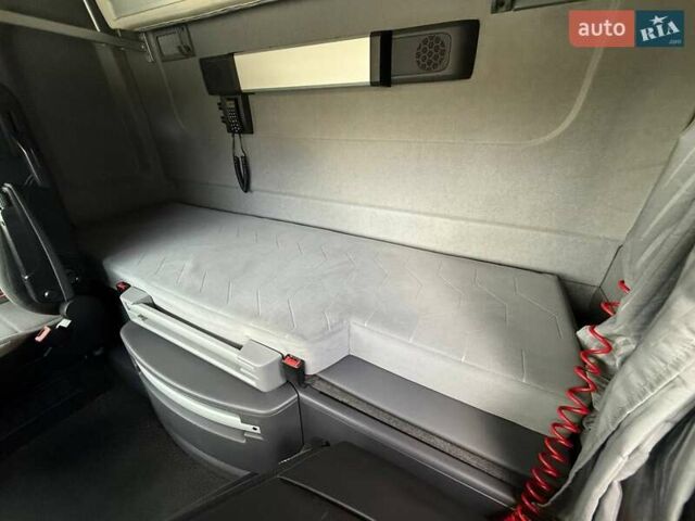 Рено Range T 2017 в Дубно на Automoto.ua Черный Рено Range T, объемом двигателя 12.9 л и пробегом 700 тыс. км за 34999 $, фото 136 на Automoto.ua