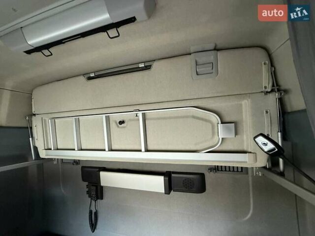 Рено Range T 2017 в Дубно на Automoto.ua Черный Рено Range T, объемом двигателя 12.9 л и пробегом 700 тыс. км за 34999 $, фото 134 на Automoto.ua