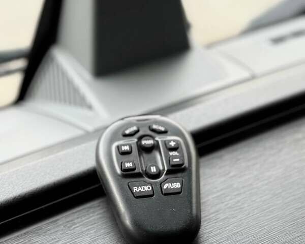 Рено Range T 2017 в Дубно на Automoto.ua Черный Рено Range T, объемом двигателя 12.9 л и пробегом 700 тыс. км за 34999 $, фото 124 на Automoto.ua