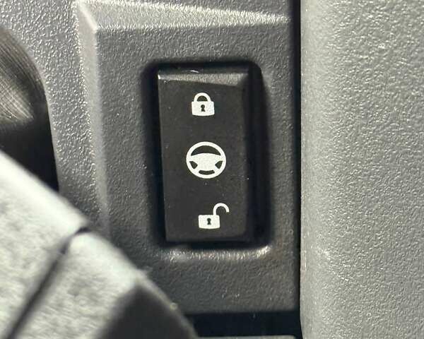 Рено Range T 2017 в Дубно на Automoto.ua Черный Рено Range T, объемом двигателя 12.9 л и пробегом 700 тыс. км за 34999 $, фото 110 на Automoto.ua