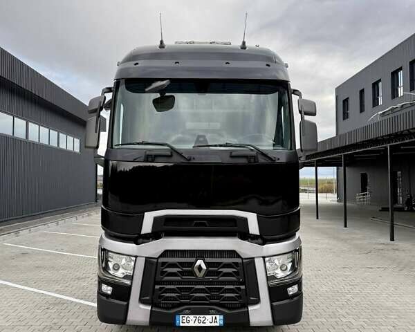 Рено Range T 2017 в Дубно на Automoto.ua Черный Рено Range T, объемом двигателя 12.9 л и пробегом 700 тыс. км за 34999 $, фото 1 на Automoto.ua