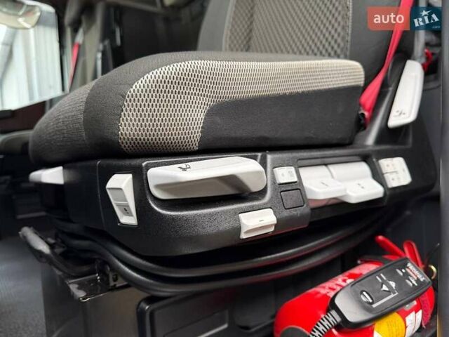 Рено Range T 2017 в Дубно на Automoto.ua Черный Рено Range T, объемом двигателя 12.9 л и пробегом 700 тыс. км за 34999 $, фото 95 на Automoto.ua