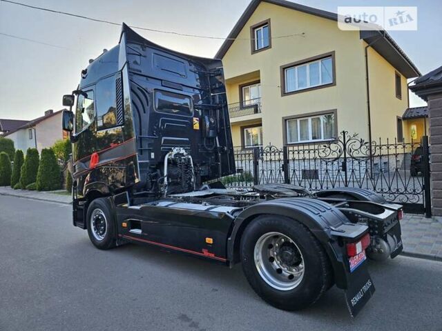 Черный Рено Range T, объемом двигателя 12.9 л и пробегом 749 тыс. км за 34900 $, фото 4 на Automoto.ua