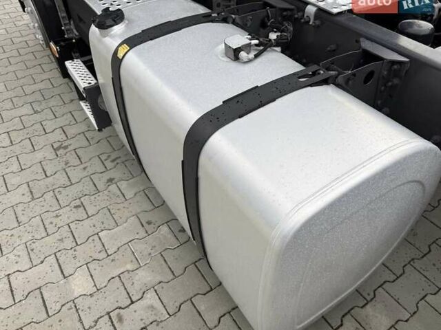 Рено Range T 2017 в Дубно на Automoto.ua Черный Рено Range T, объемом двигателя 12.9 л и пробегом 700 тыс. км за 34999 $, фото 63 на Automoto.ua