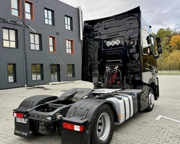 Рено Range T 2017 в Дубно на Automoto.ua Черный Рено Range T, объемом двигателя 12.9 л и пробегом 700 тыс. км за 34999 $, фото 21 на Automoto.ua