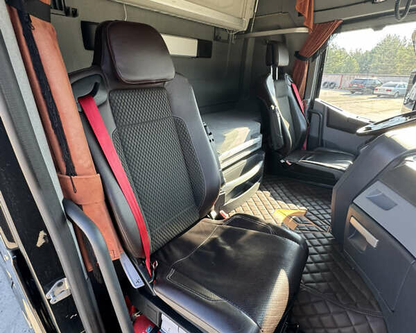 Черный Рено Range T, объемом двигателя 10.8 л и пробегом 657 тыс. км за 32193 $, фото 27 на Automoto.ua