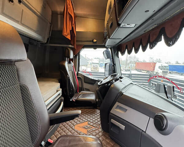 Черный Рено Range T, объемом двигателя 10.8 л и пробегом 656 тыс. км за 31694 $, фото 27 на Automoto.ua