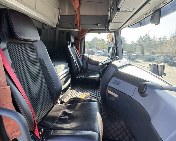 Черный Рено Range T, объемом двигателя 10.8 л и пробегом 657 тыс. км за 32193 $, фото 29 на Automoto.ua